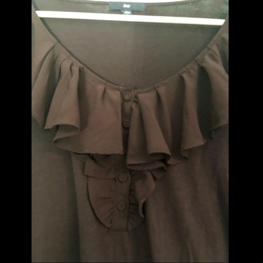 Women’s Small Gap Blouse - Picture 2 of 4